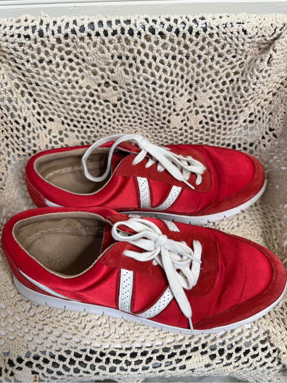 Vionic Nana Red and White Women's Sneakers